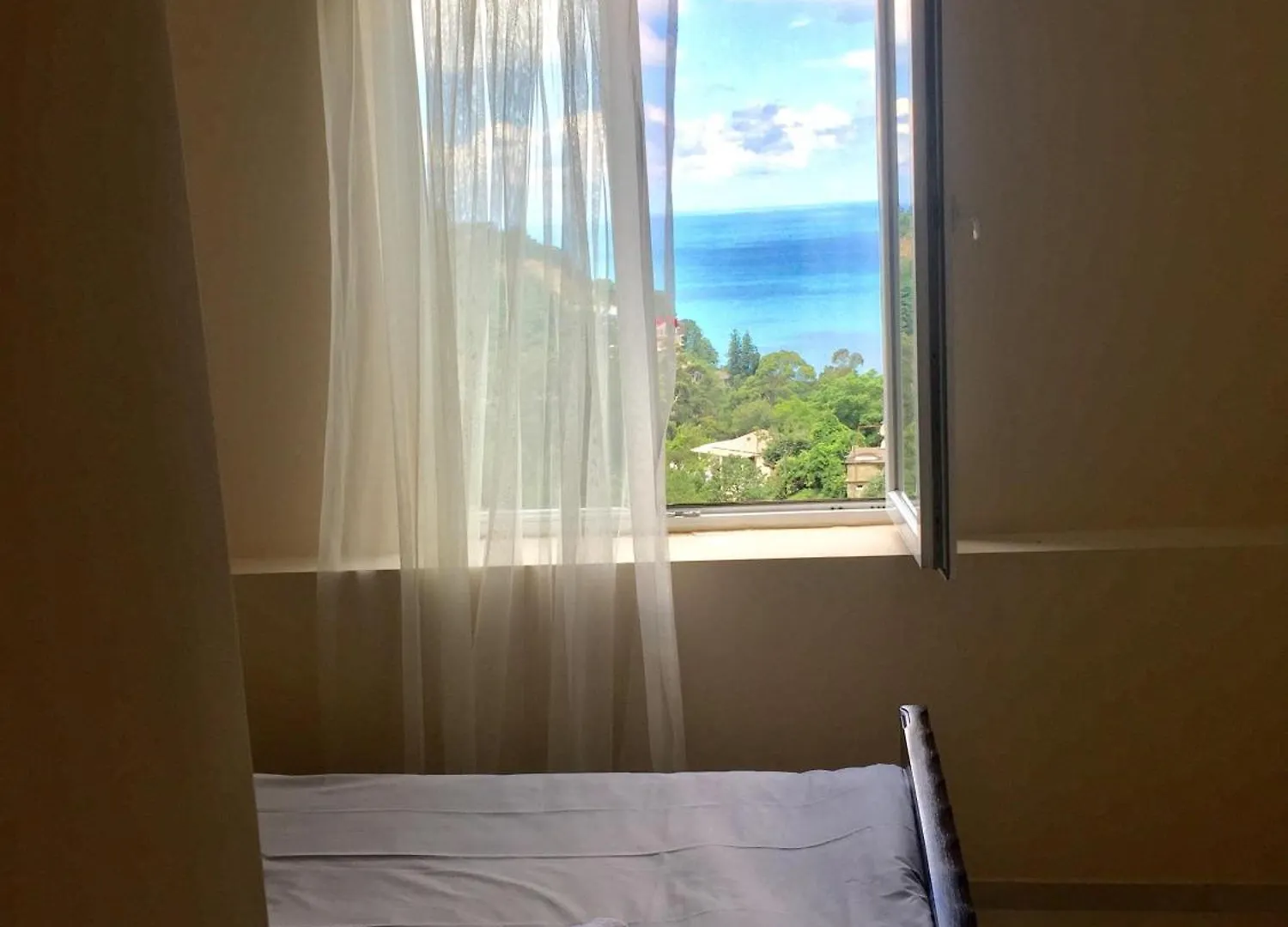 게스트하우스 Guesthouse In 크바리아티 조지아